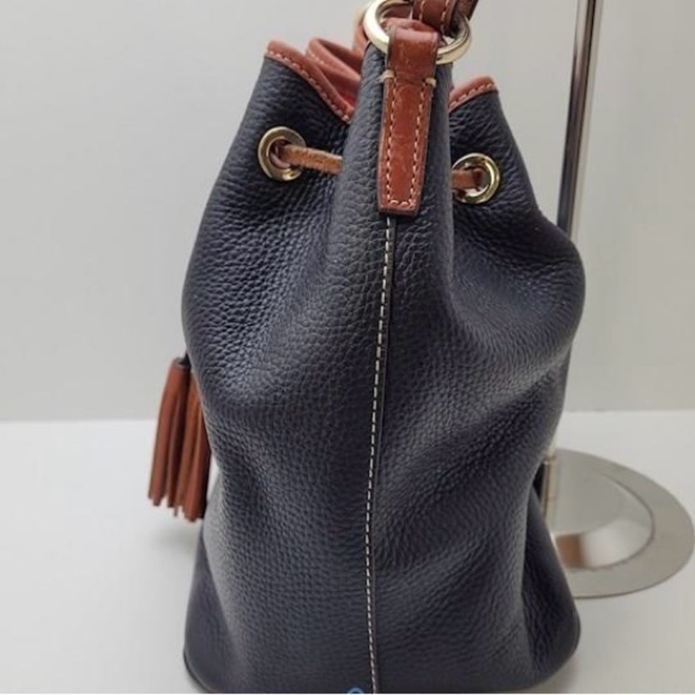 Vintage Dooney And Bourke Black And English Tan Leather Drawstring Bucket Bag